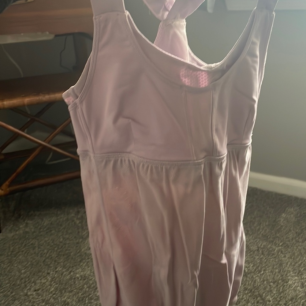 Lululemon workout top